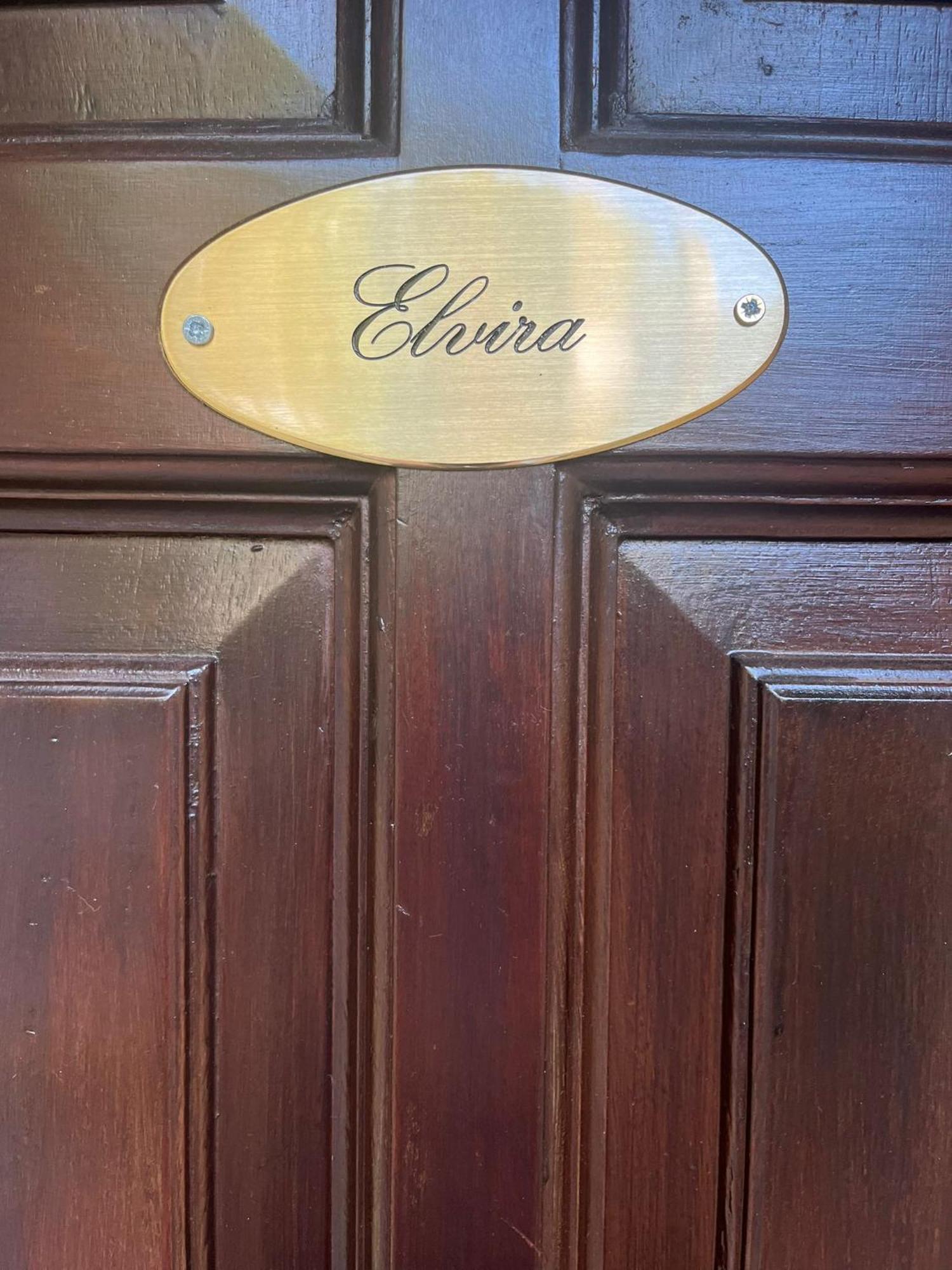 Monolocale Elvira Abbadesse Guest House Milánó Kültér fotó