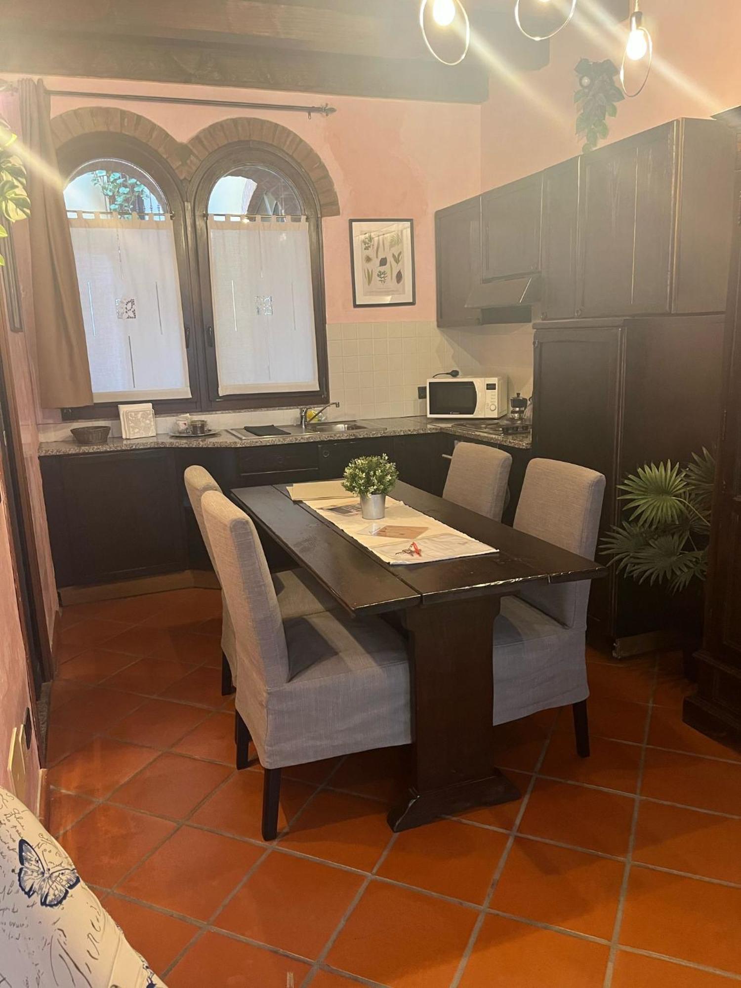 Monolocale Elvira Abbadesse Guest House Milánó Kültér fotó